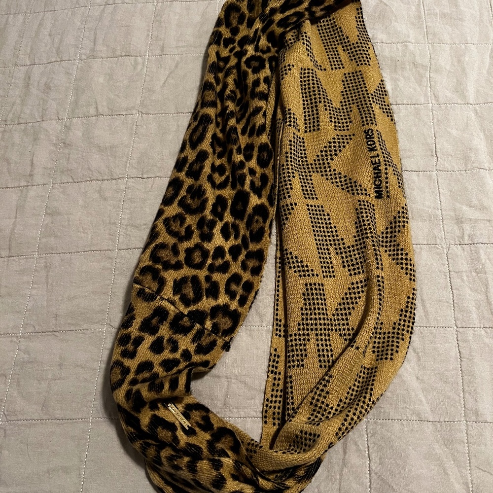 Michael Kors leopard print muffler scarf
